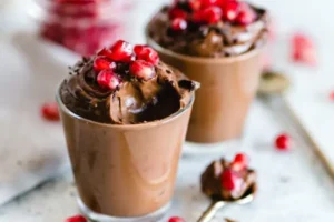 Pudim de Chocolate: A Sobremesa que Une Gerações com Sabor e Afeto c2