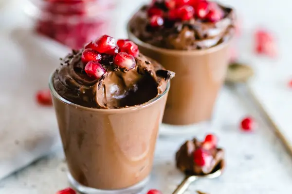 Pudim de Chocolate: A Sobremesa que Une Gerações com Sabor e Afeto c2