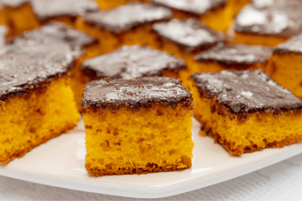 Bolo Cenoura Caseiro: Receita Completa com Coberturas Deliciosas c2