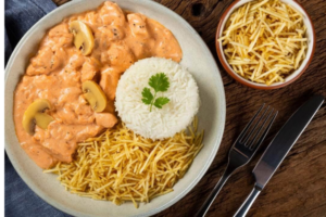 Estrogonofe de frango: uma receita cremosa, saborosa e perfeita para toda a família c2